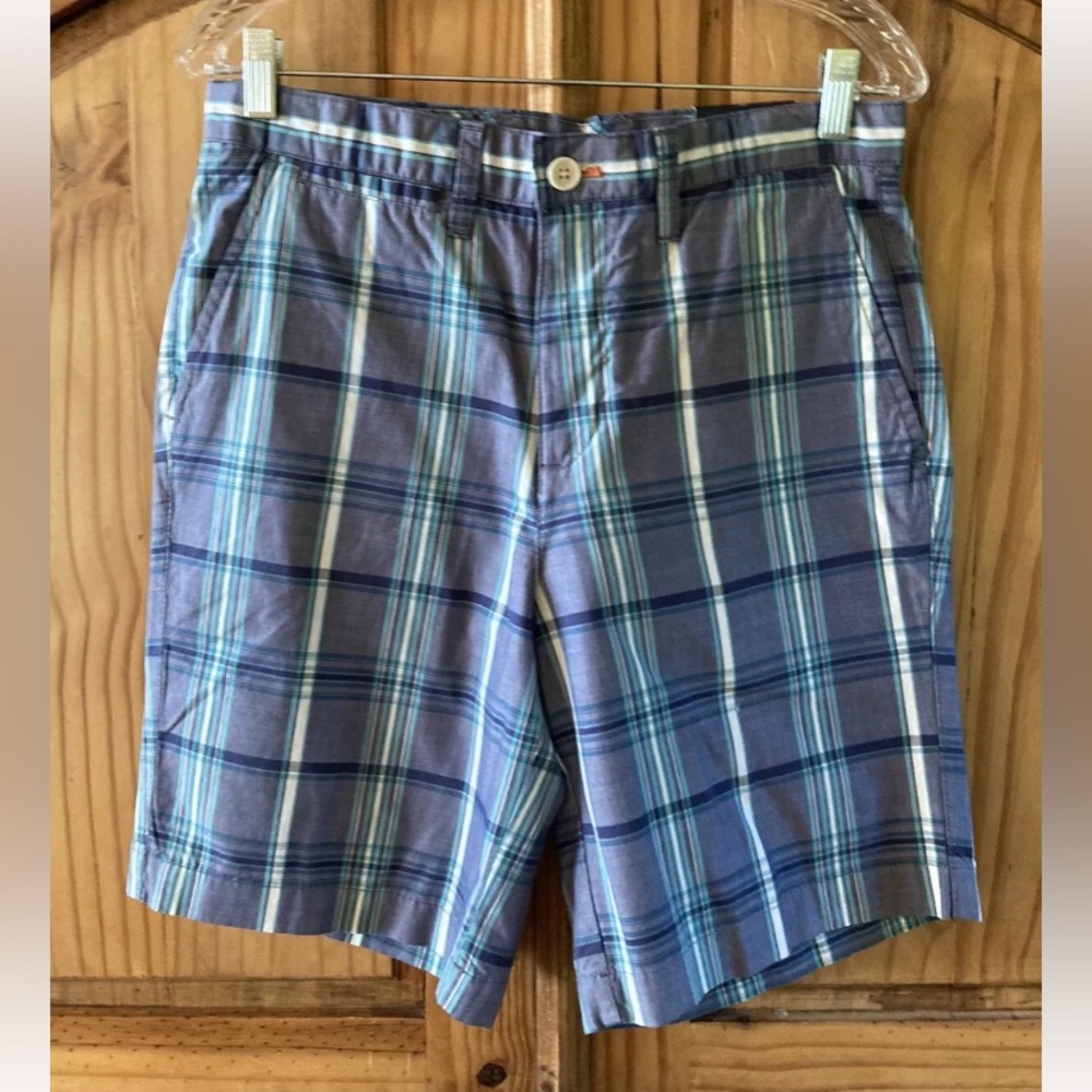 Men’s Vineyard Place blue green white plaid flat front shorts size 30 - NWT